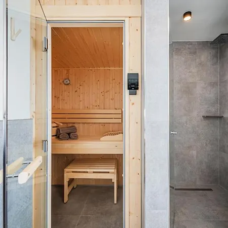 Belteck - Exklusive Mit 2 Schlafzimmern Und Meerblick Apartment